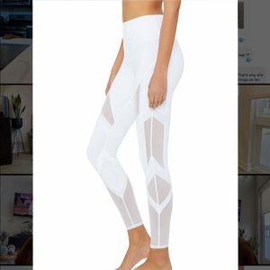 Brand new Alo Leggings (never worn)